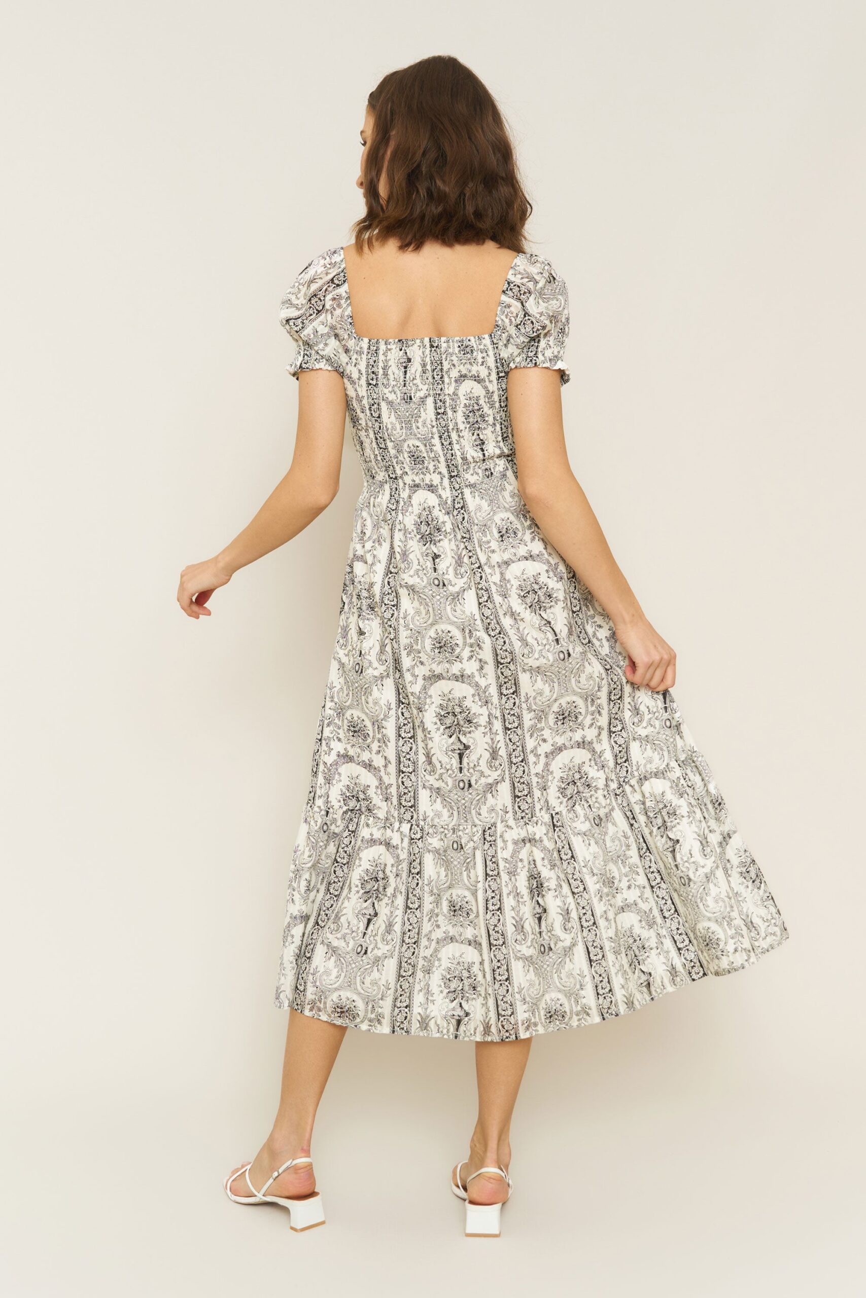 harper-dress-in-venetian-print-whimsy-and-row-sustainable-womens-summer-dress_1e9681d4-7e95-4dad-b64a-d02f16818292.jpg
